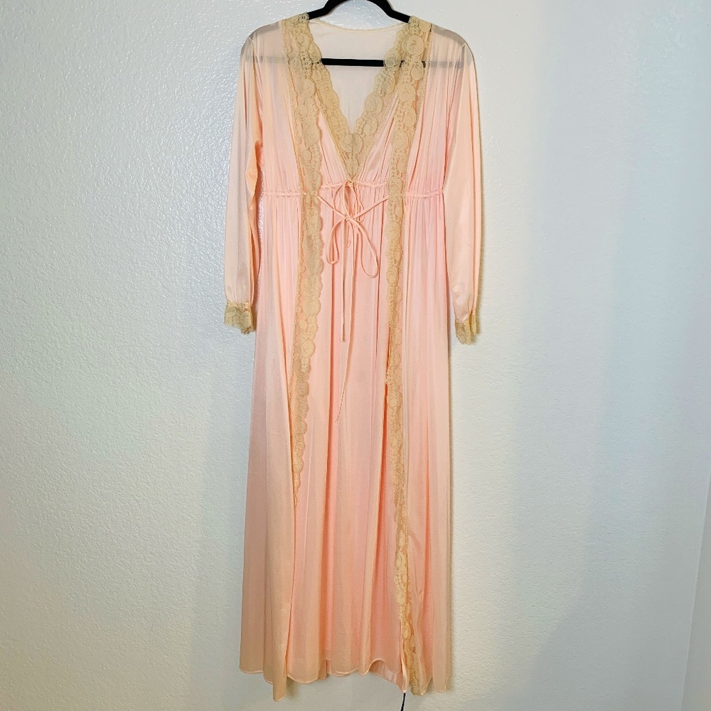 Vintage Mistee Peignoir Set Womens Medium Pink Robe Nightgown Set Cream Lace
